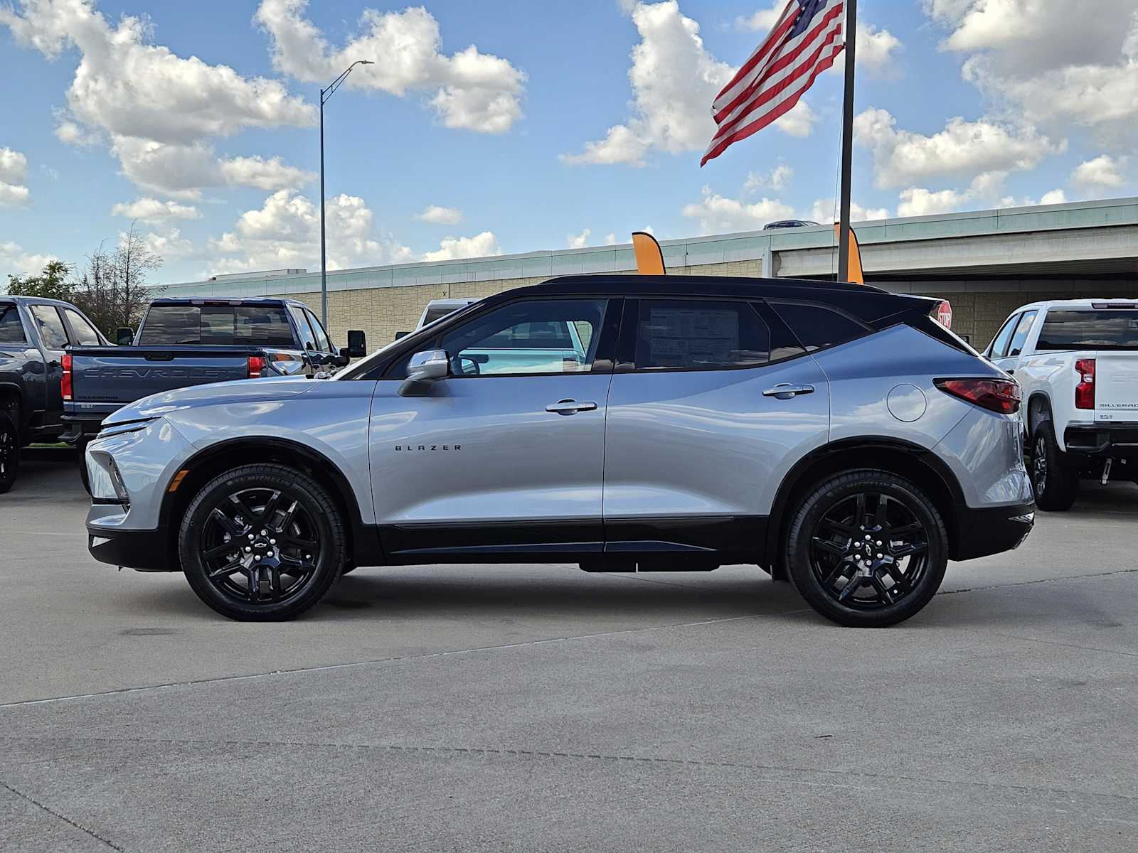 2025 Chevrolet Blazer RS photo 3