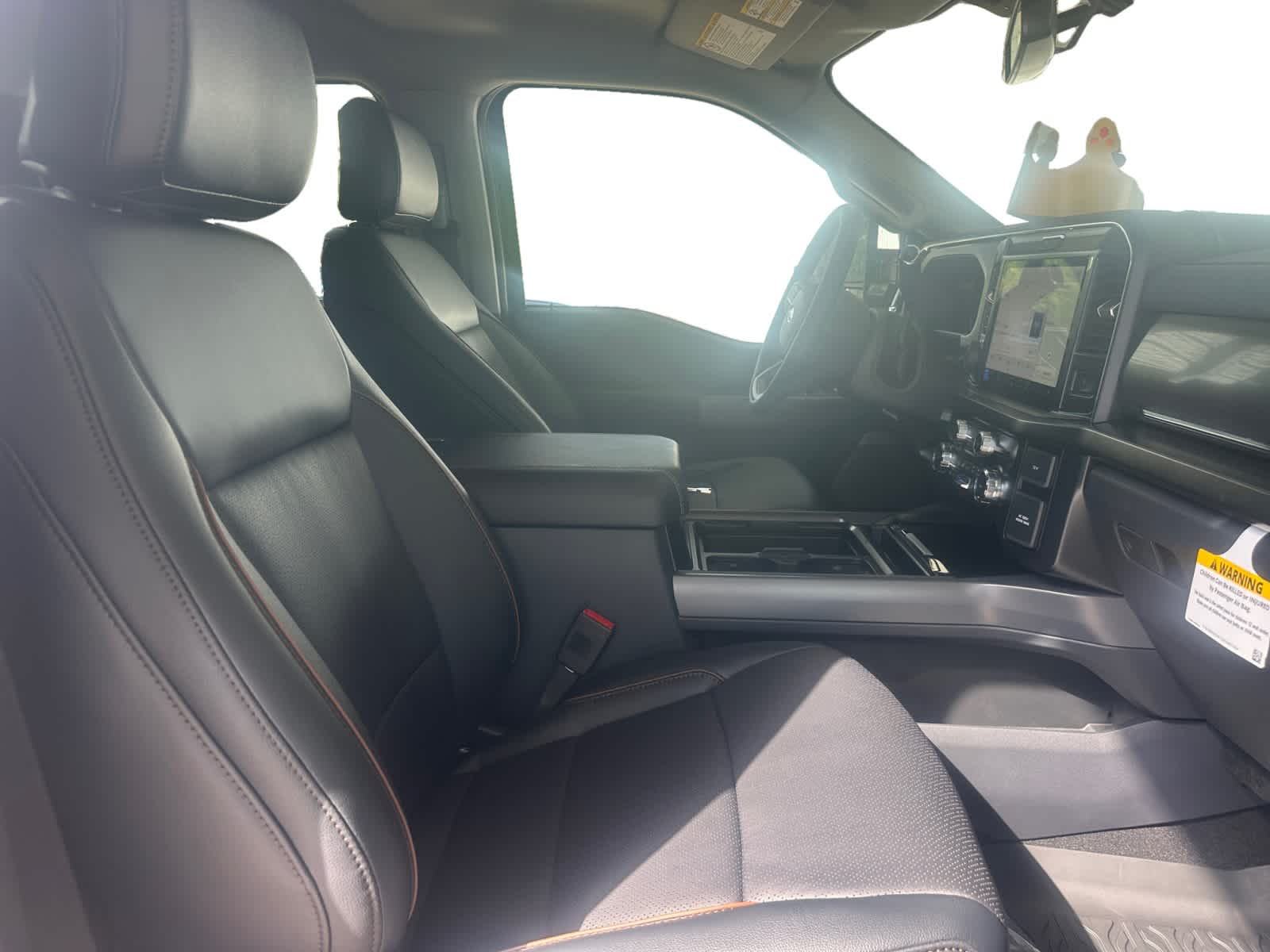 2026 Ford F-250 Lariat photo 10
