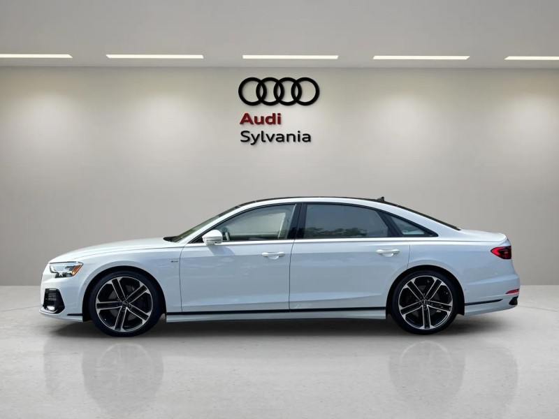 2025 Audi A8 L 55 photo 4