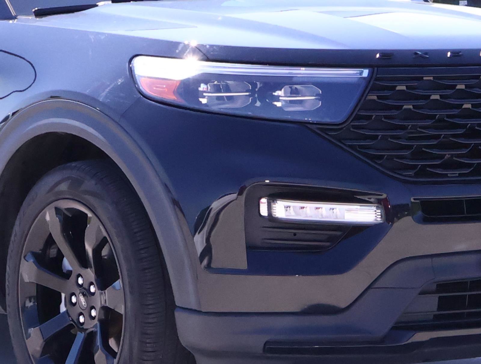 2023 Ford Explorer ST-Line photo 7