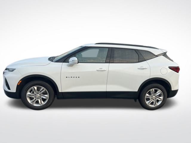 2022 Chevrolet Blazer 2LT photo 2