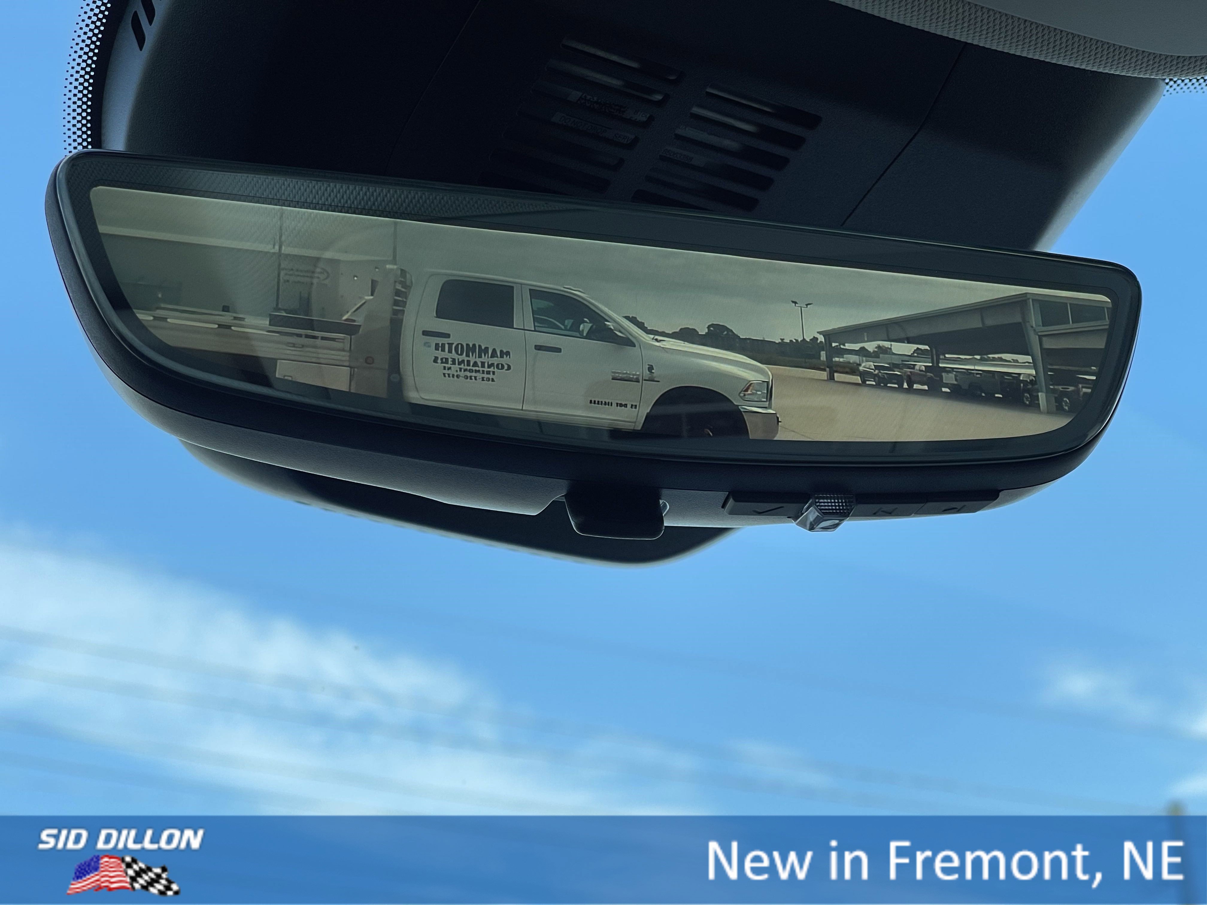 2025 Buick Envision Avenir photo 6