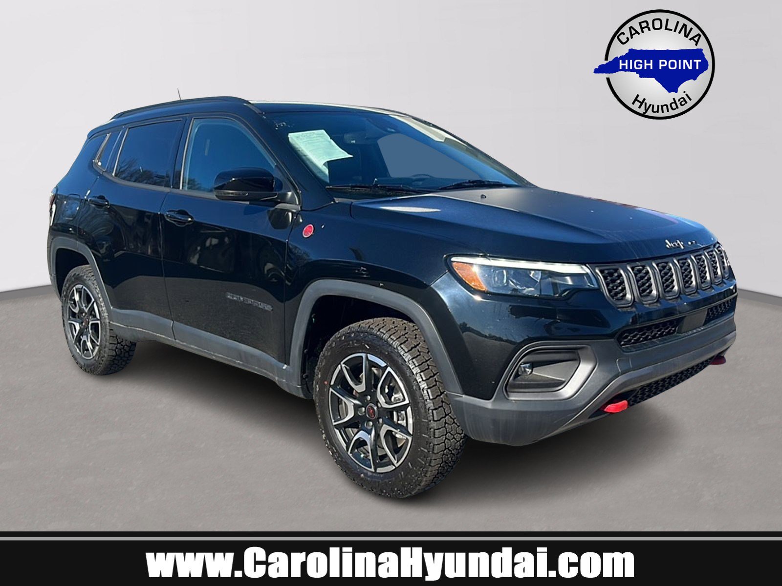 2025 Jeep Compass Trailhawk's photo