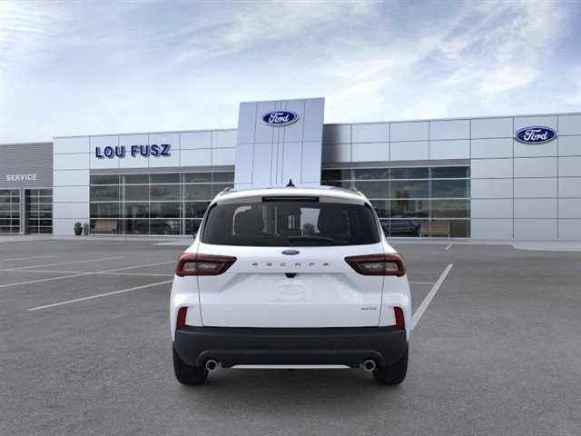 2025 Ford Escape ST-Line photo 4