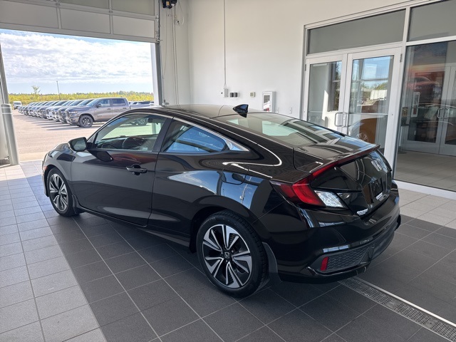2018 Honda Civic EX-T photo 3