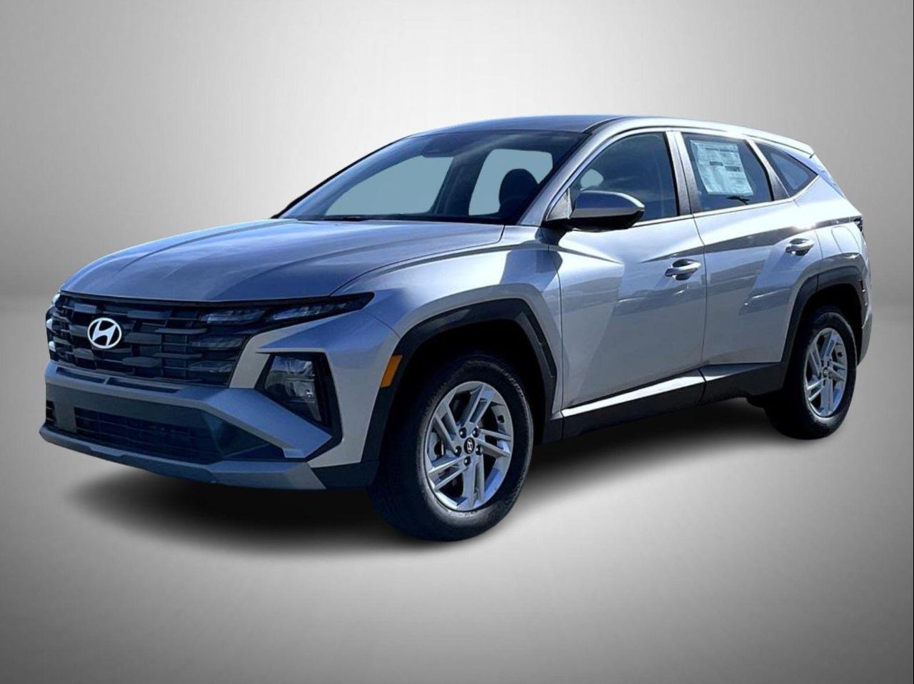 2026 Hyundai Tucson SE's photo