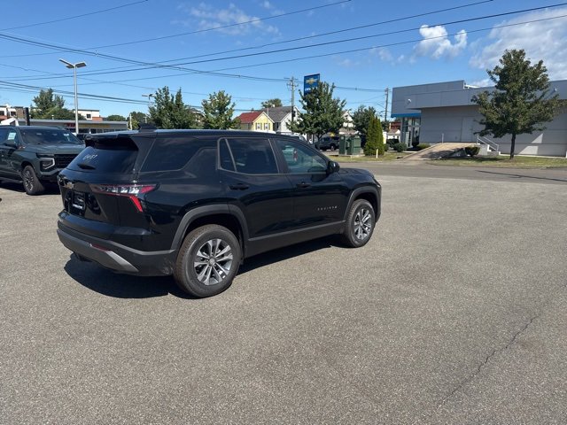 2026 Chevrolet Equinox LT photo 2