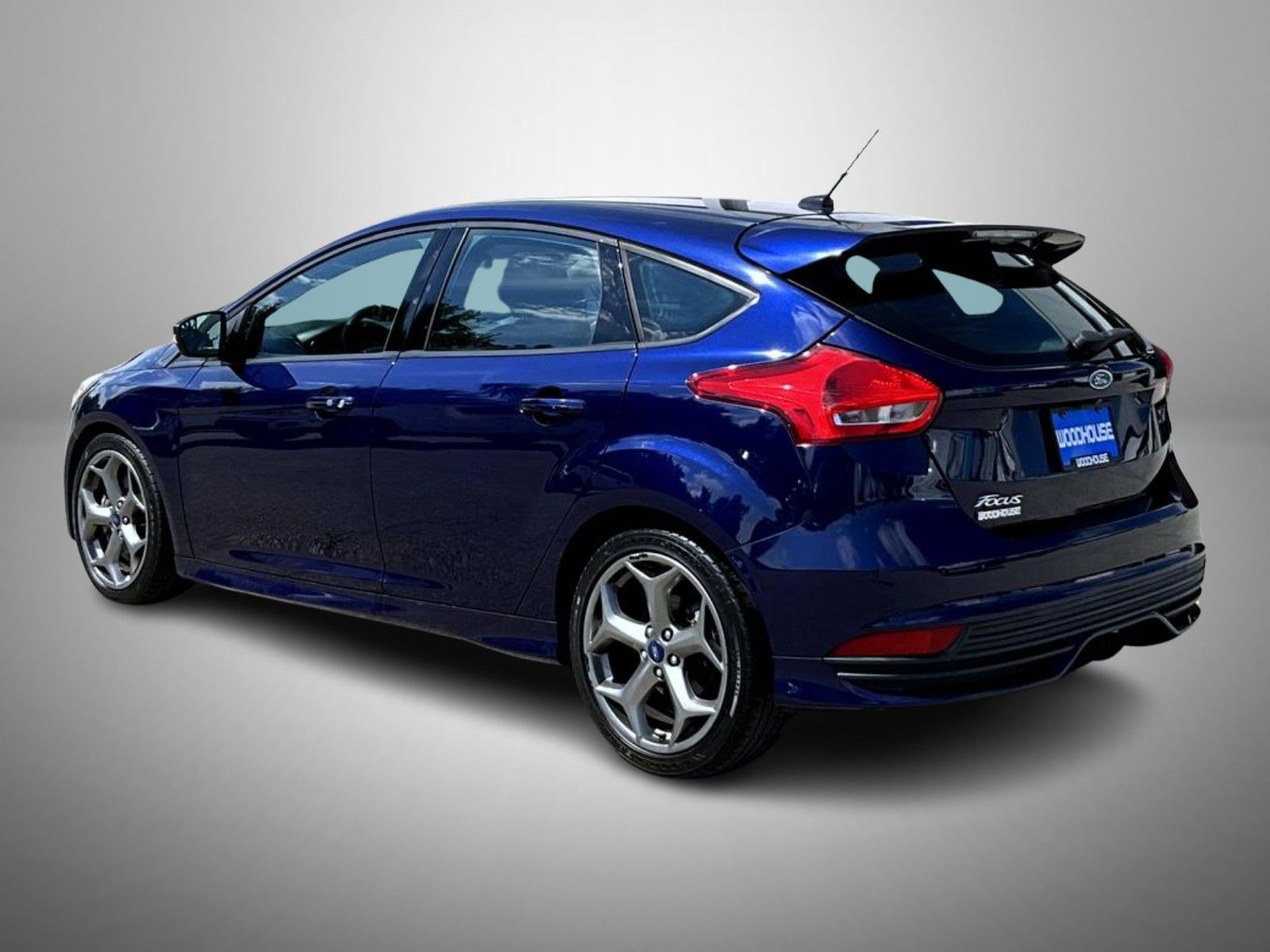 2017 Ford Focus ST photo 7