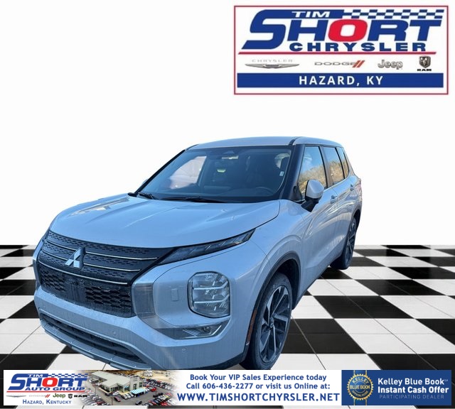 2024 Mitsubishi Outlander SE's photo