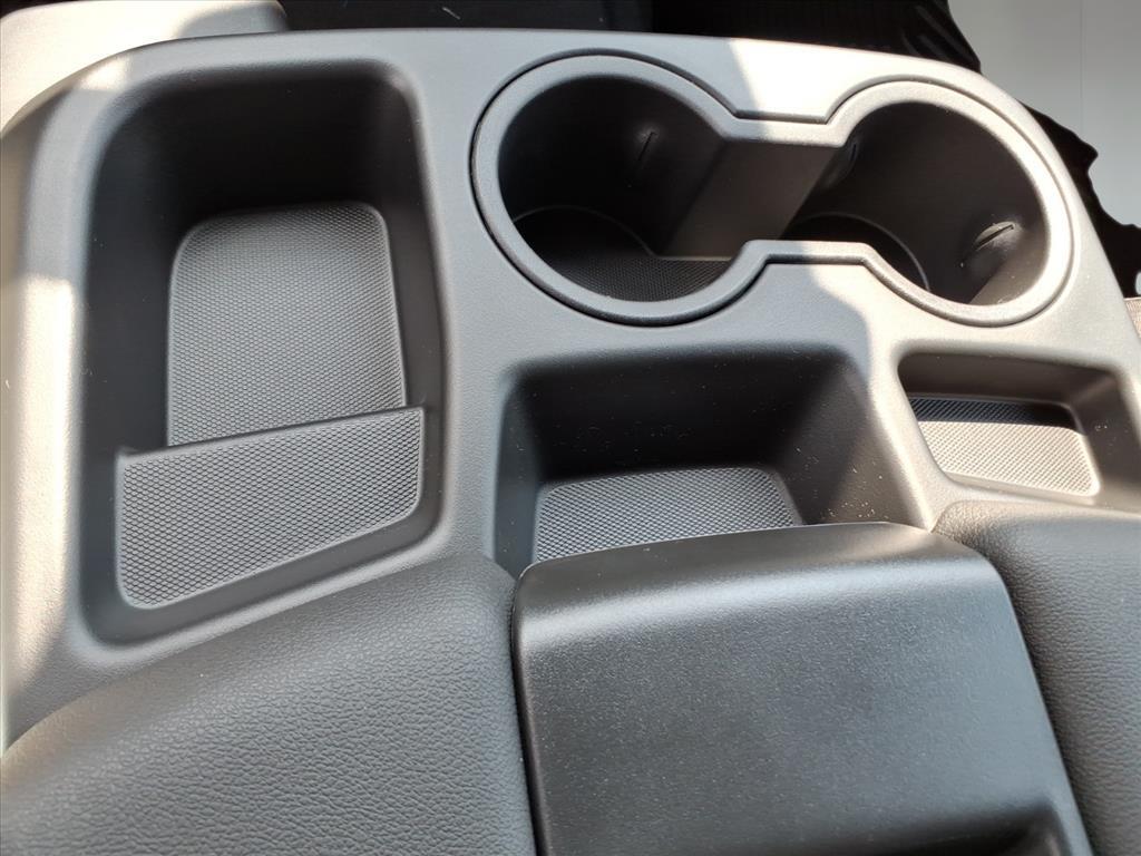 2026 Chevrolet Silverado 2500HD Custom photo 21
