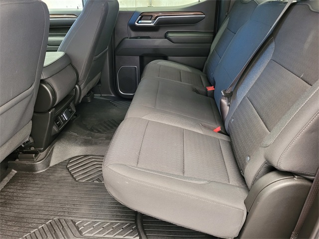 2023 Chevrolet Silverado 1500 RST photo 18