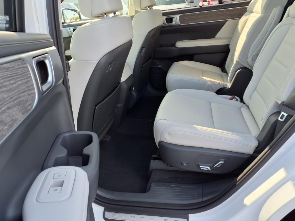 2026 Hyundai Santa Fe Calligraphy photo 4