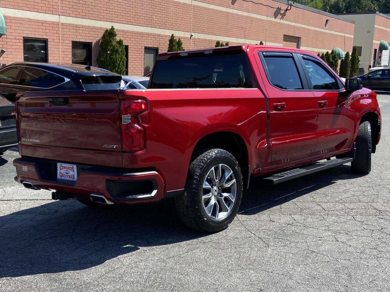 2024 Chevrolet Silverado 1500 RST photo 19