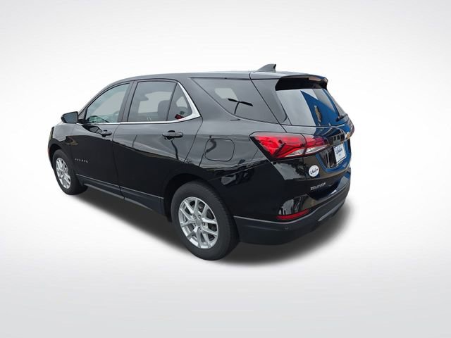 2024 Chevrolet Equinox LT photo 3