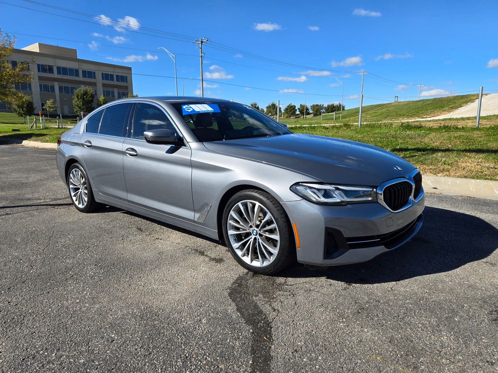 2023 BMW 5 Series 530i's photo