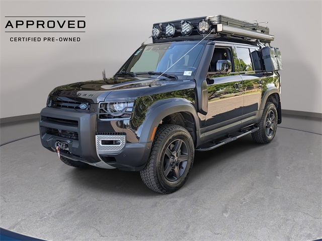 2023 Land Rover Defender S's photo