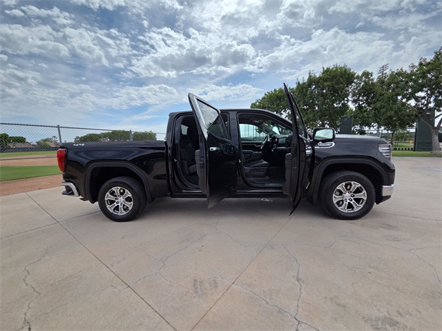 2024 Gmc Sierra 1500 SLT photo 2