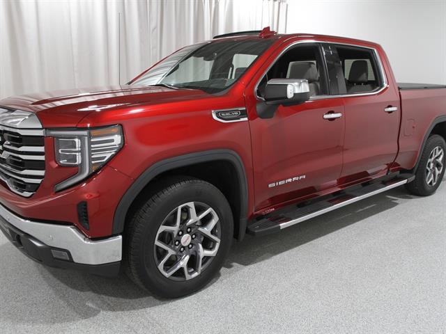 2022 Gmc Sierra 1500 SLT photo 3