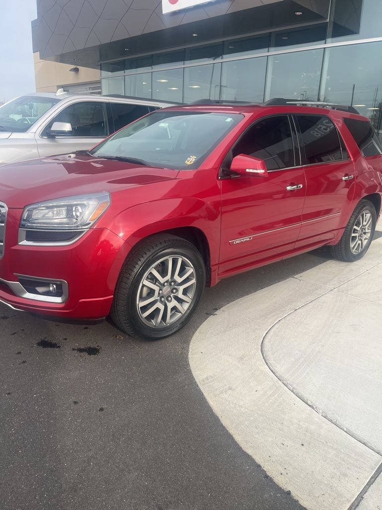 2014 GMC Acadia Denali's photo