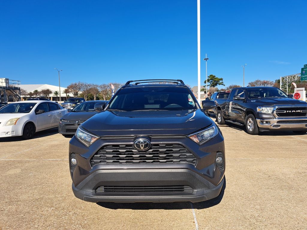 Used 2021 Toyota RAV4 XLE with VIN 2T3W1RFV2MW173583 for sale in Northfield, Minnesota