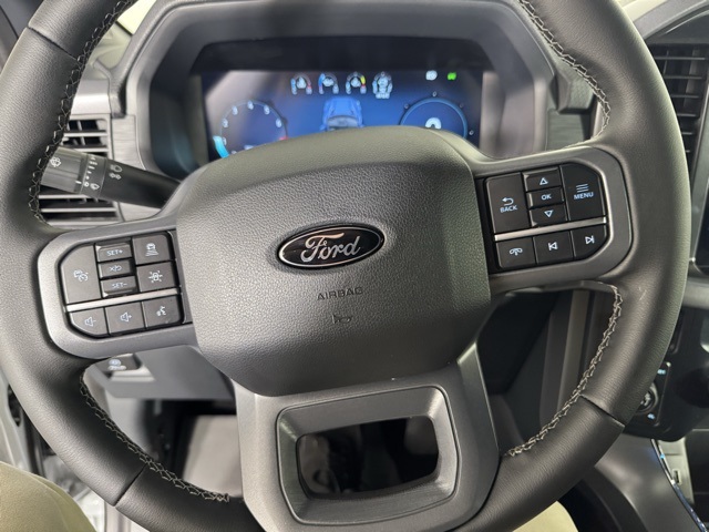 2025 Ford F-150 XLT photo 17