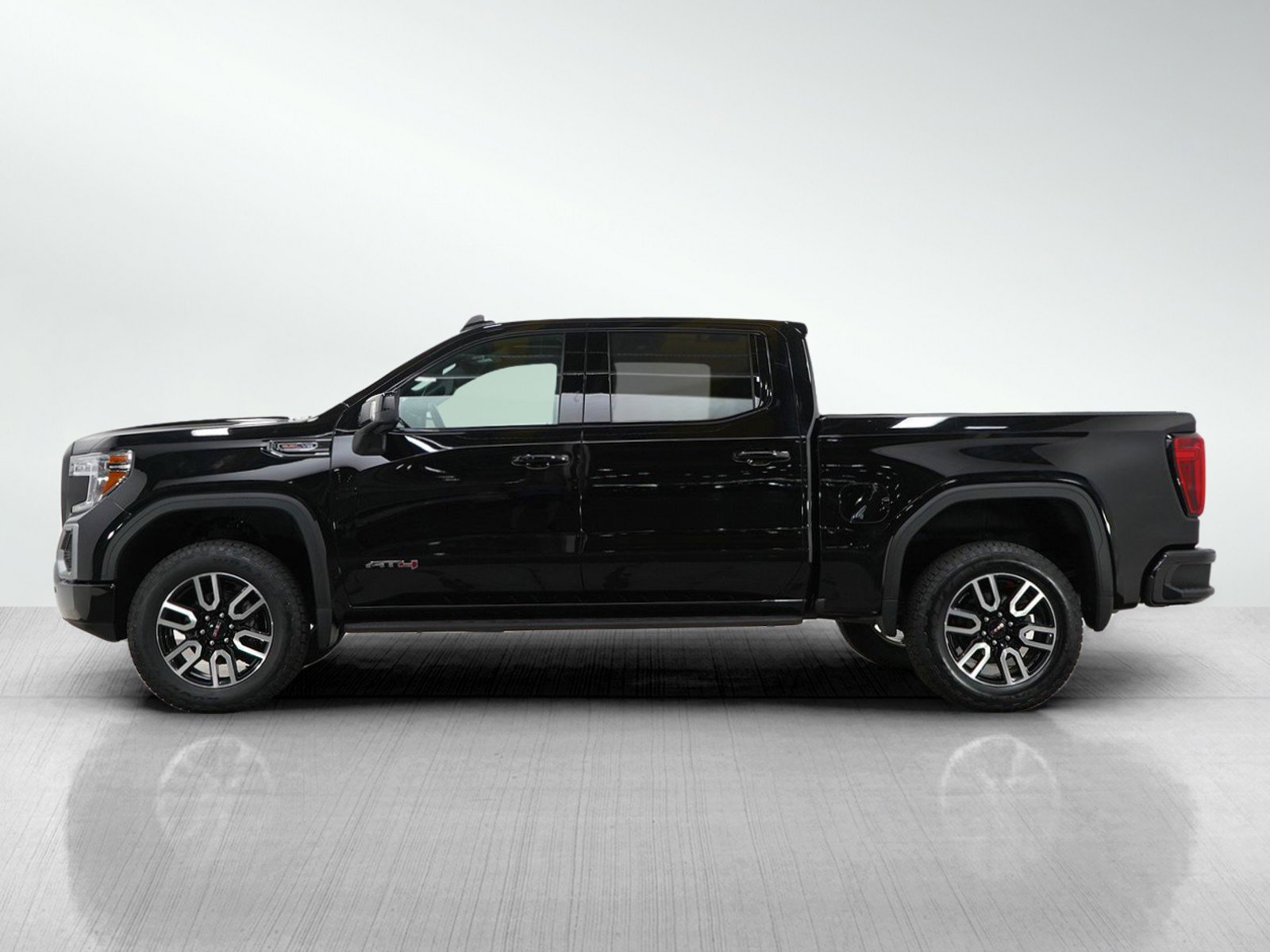 Used 2021 GMC Sierra 1500 AT4 with VIN 3GTP9EEL9MG355268 for sale in White Bear Lake, Minnesota