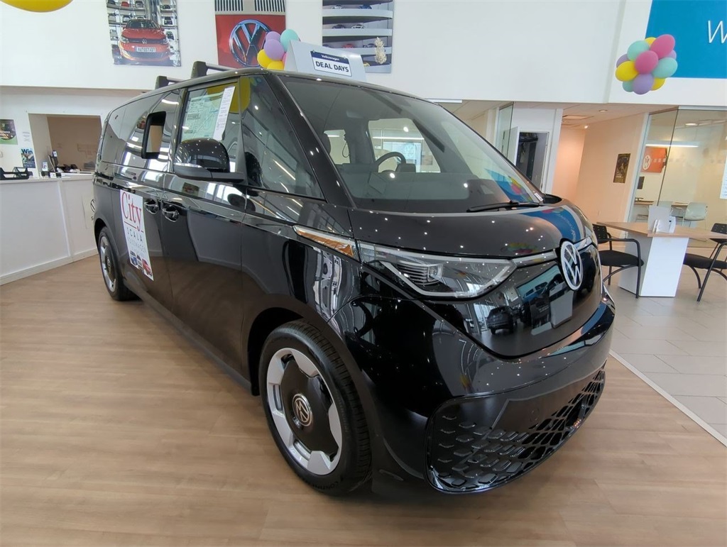 2025 Volkswagen ID. Buzz Pro S photo 2