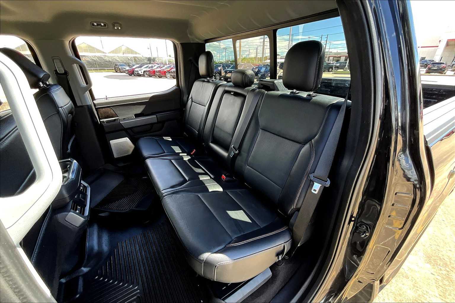 2021 Ford F-150 Lariat photo 18