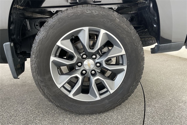 2023 Chevrolet Silverado 1500 LT photo 14
