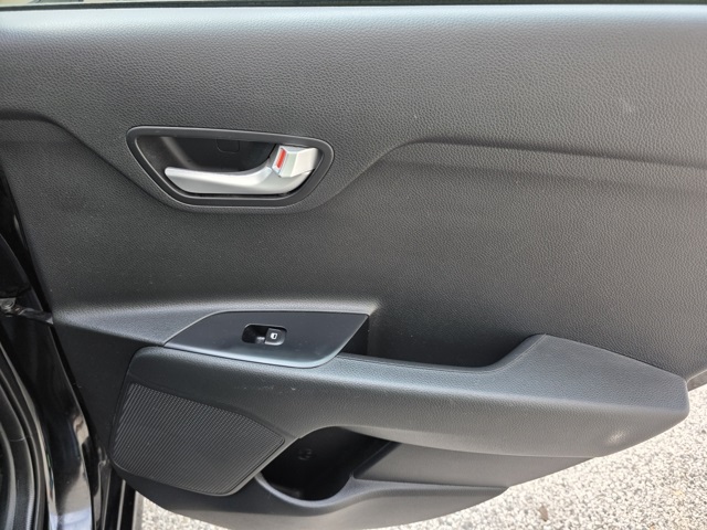 2020 Kia Rio S photo 12