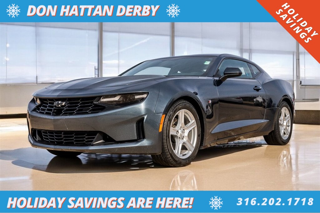 2022 Chevrolet Camaro 1LT's photo