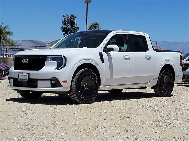 2025 Ford Maverick photo 3