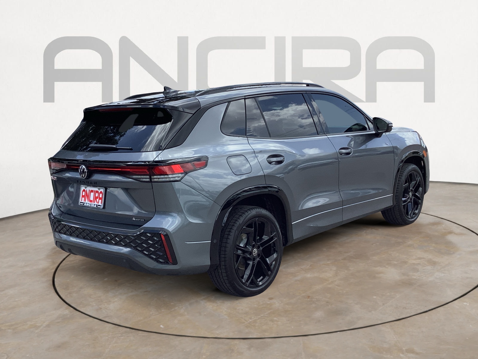 2025 Volkswagen Tiguan SE R-Line Black photo 7