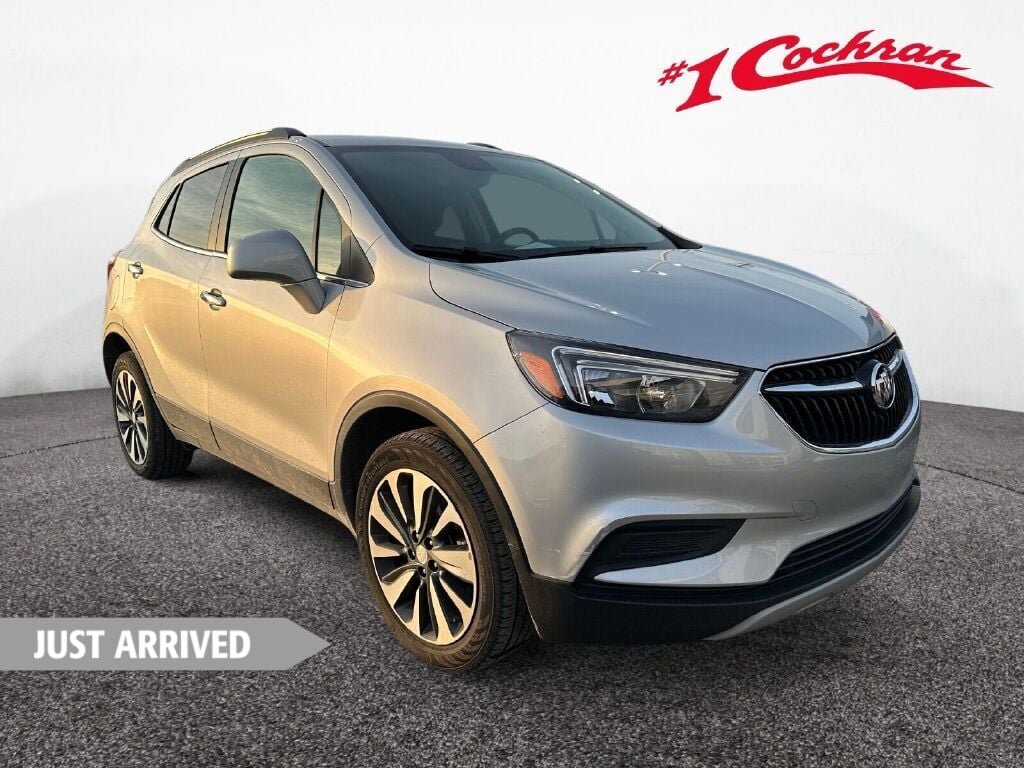 2022 Buick Encore Preferred's photo