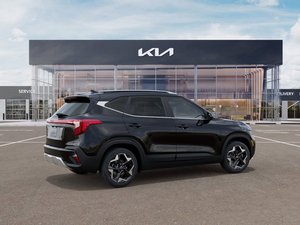 2025 Kia Seltos EX photo 7
