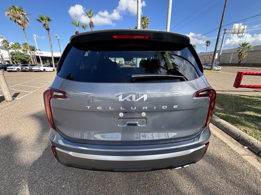 2025 Kia Telluride S photo 3