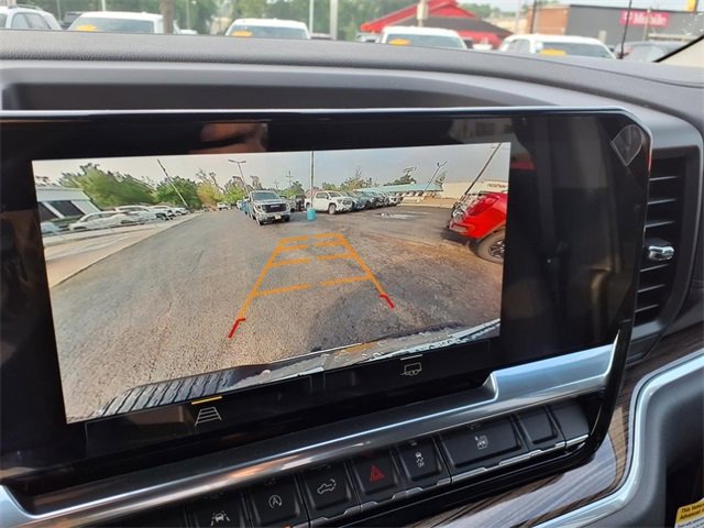 2025 Chevrolet Silverado 1500 LT photo 17