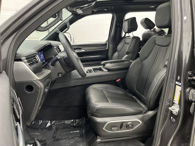 2023 Jeep Wagoneer Series II photo 4