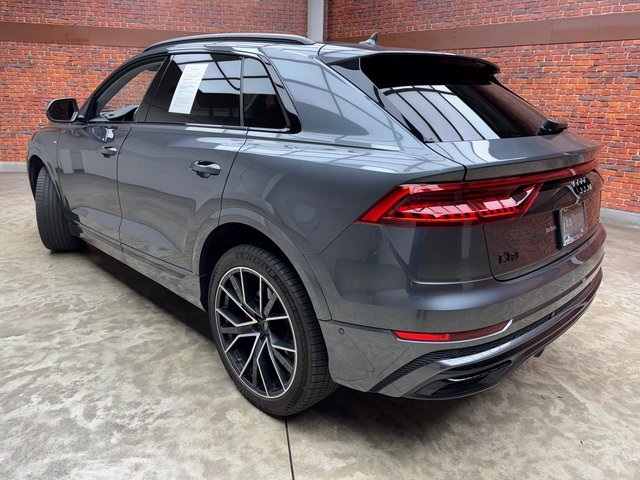 2023 Audi Q8 55 Premium Plus photo 3