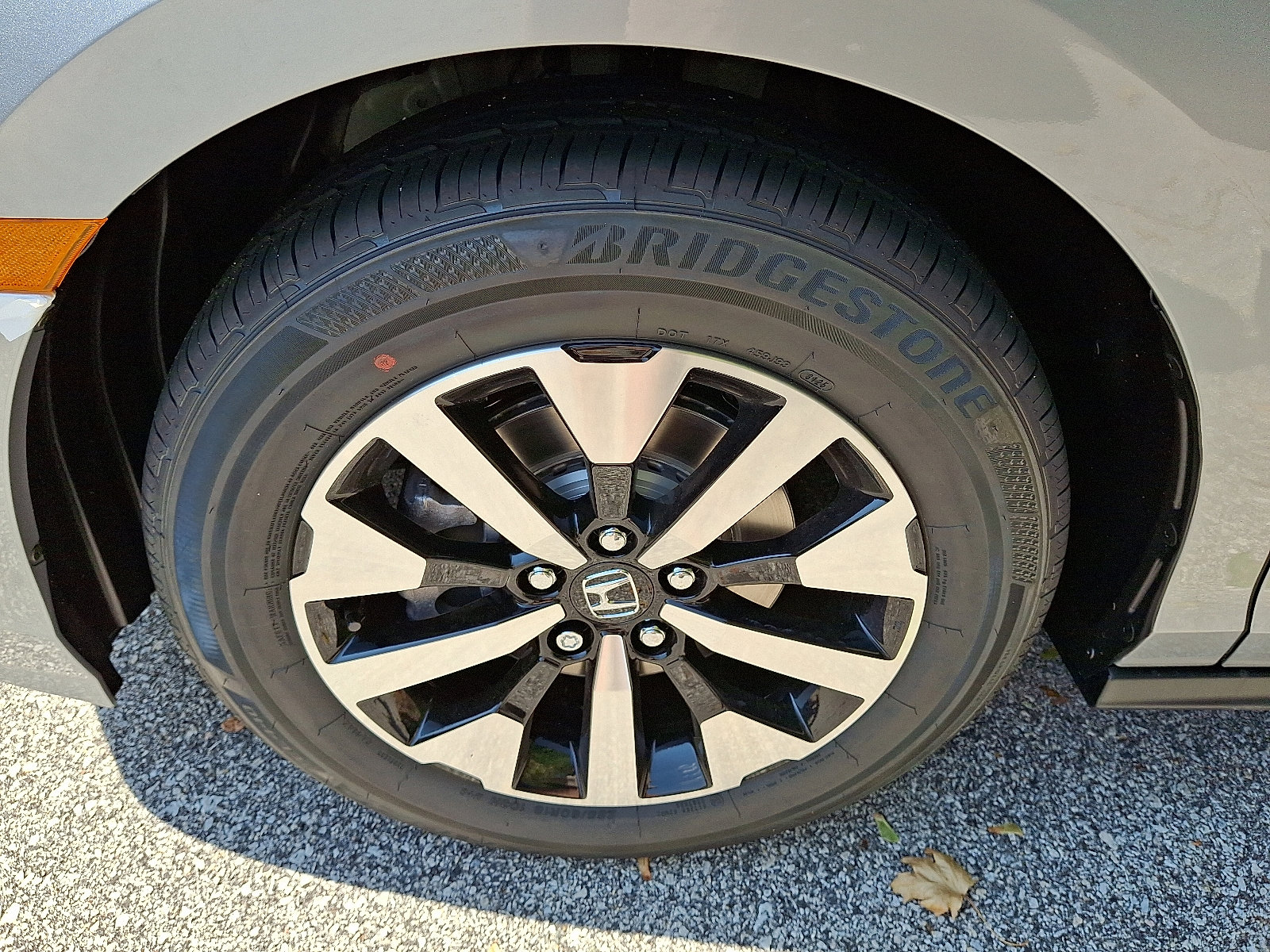 2026 Honda Odyssey EX-L photo 4