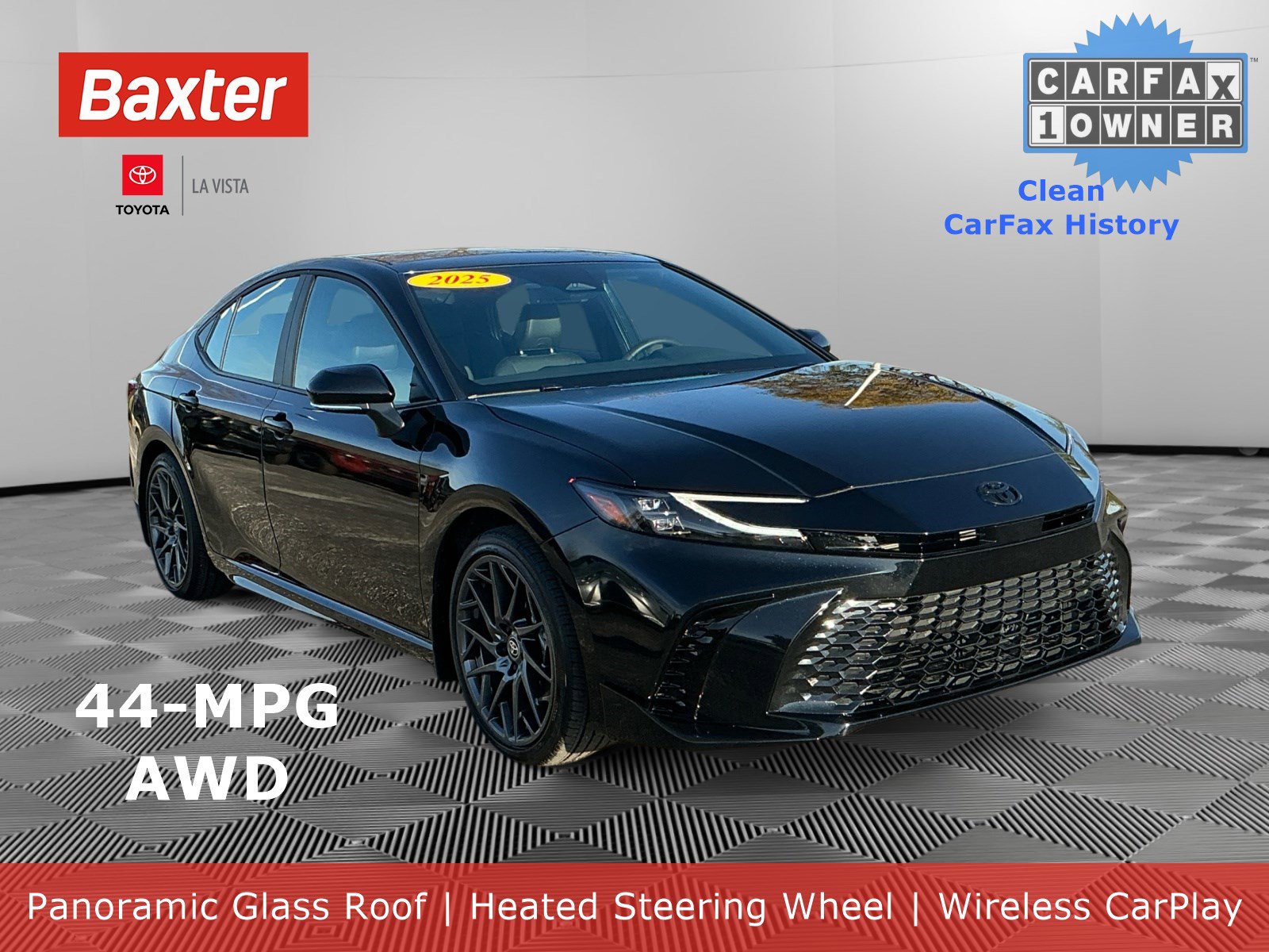 2025 Toyota Camry XSE's photo