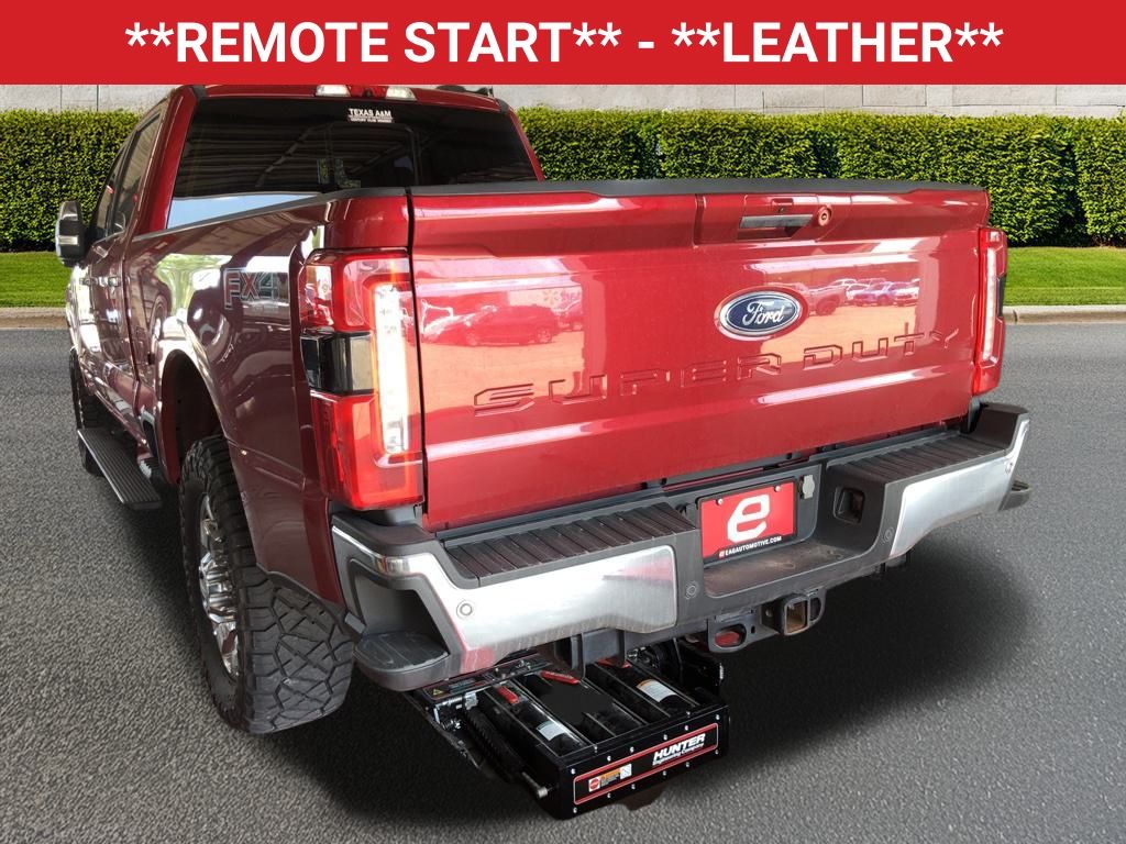 2023 Ford F-250 Lariat photo 3