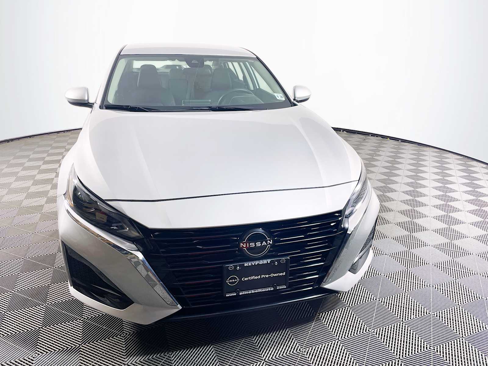 2023 Nissan Altima 2.5 S photo 2