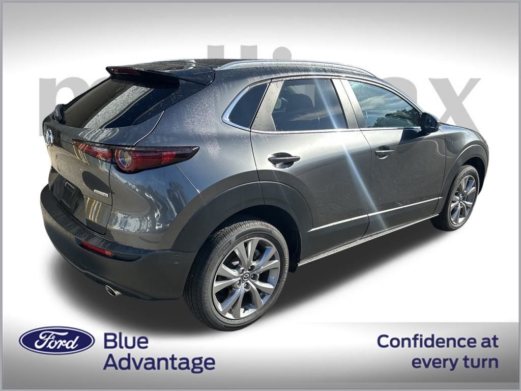 2023 Mazda CX-30 2.5 S Preferred photo 2