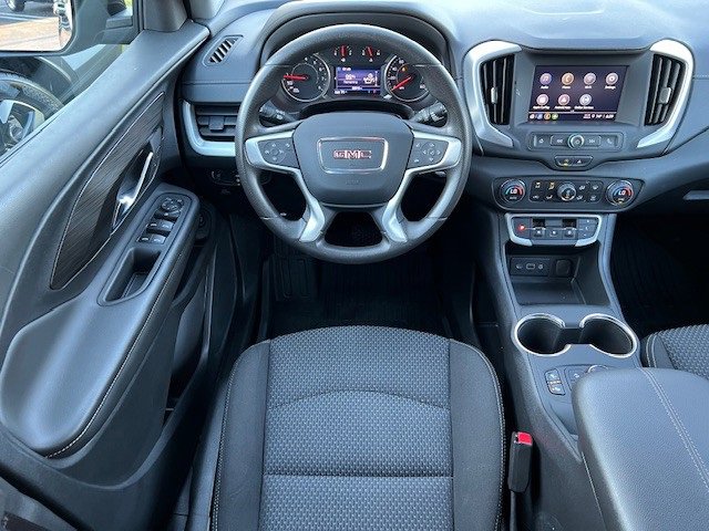 2022 Gmc Terrain SLE photo 23