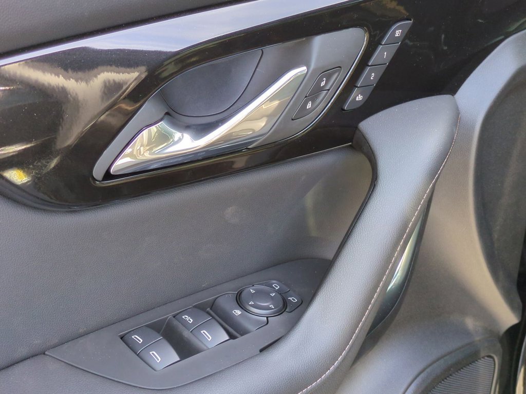 2025 Chevrolet Blazer Premier photo 22