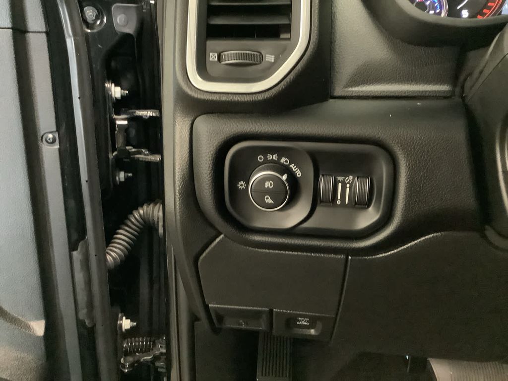 2024 Ram 2500 Laramie photo 13