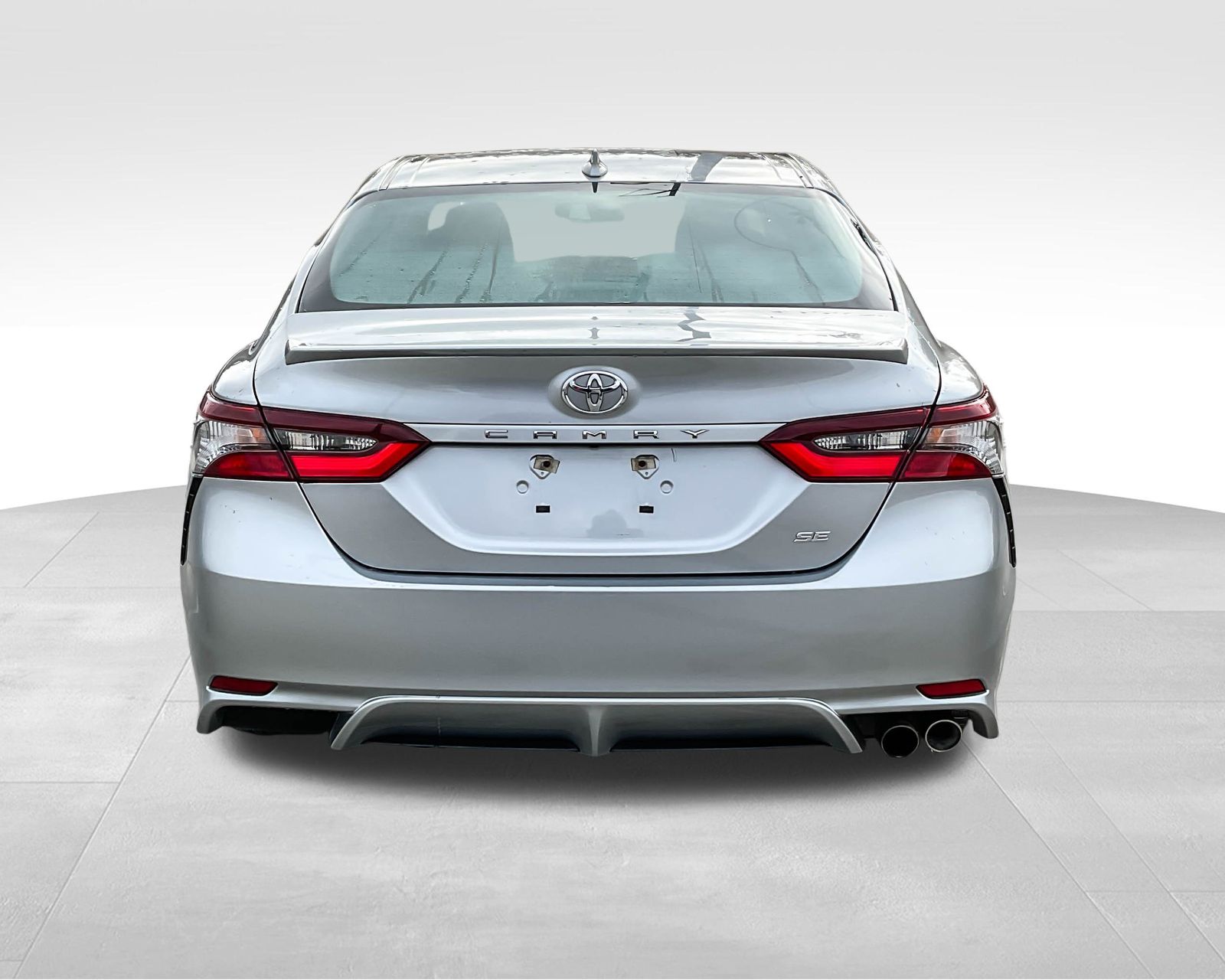 2022 Toyota Camry SE photo 5