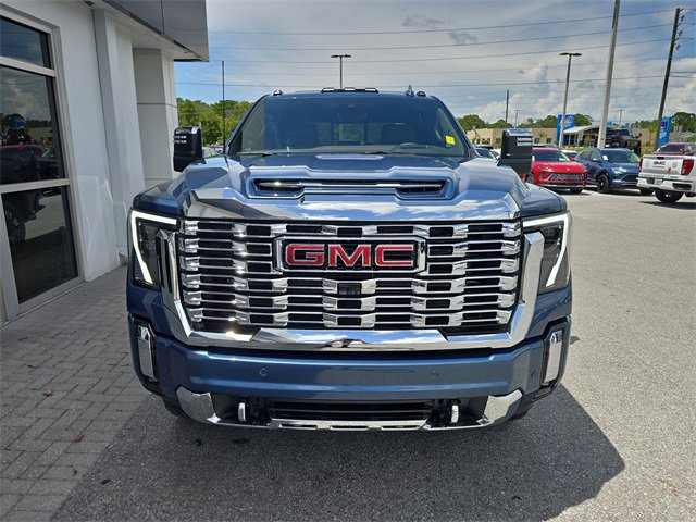 2025 Gmc Sierra 2500 Denali photo 2