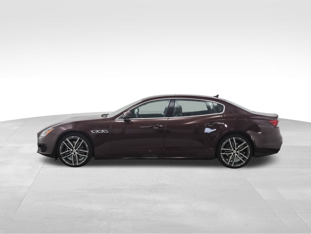 Used 2022 Maserati Quattroporte Modena Q4 with VIN ZAM56YRM3NX382933 for sale in Minneapolis, Minnesota